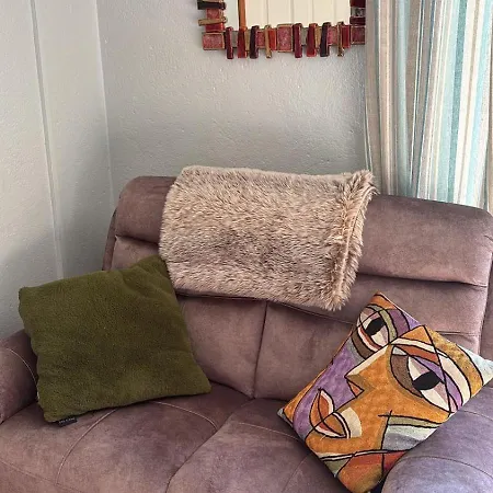 וילה Purple Mountain *